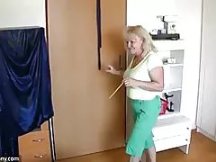 Oldnanny buttede modne med gamle modne leger med fisse